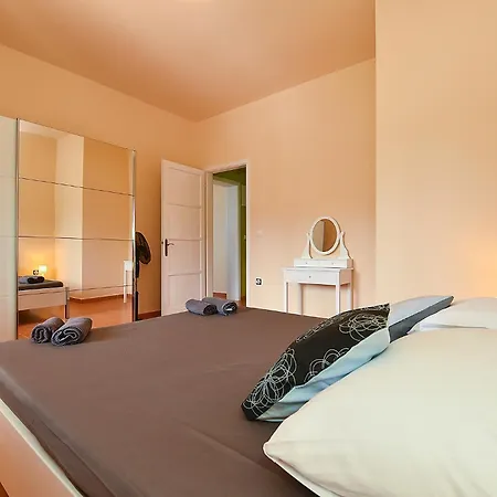 Apartment 2334 Koromacno