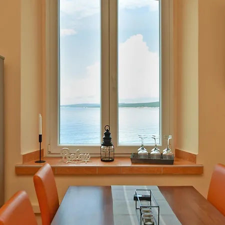 2334 Apartment