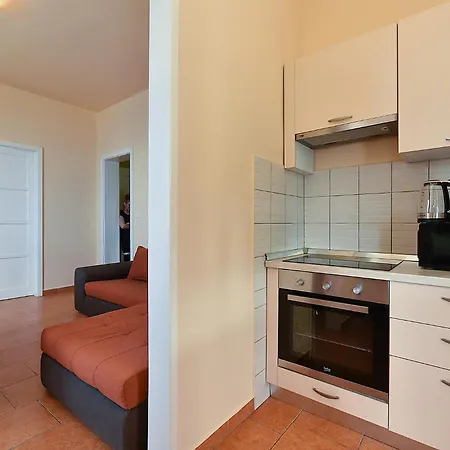 2334 Apartment